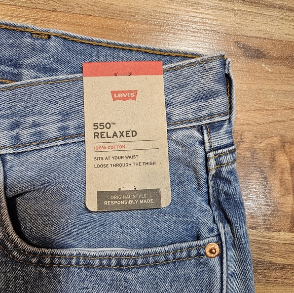 Levi’s 550 Relaxed Fit Jeans 38x32 NWT - Picture 6 of 10